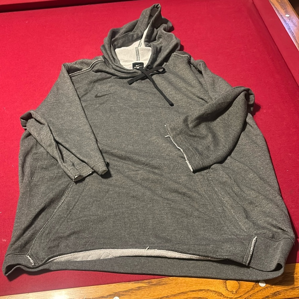 Nike flux 3/4 sleeve hoodie